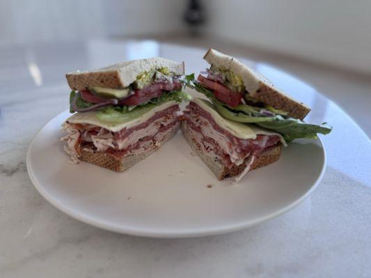 Gus's Community Market