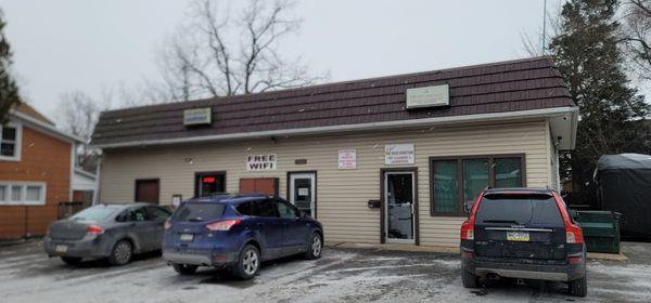 Buggy's Wash-N-Go-Laundromat