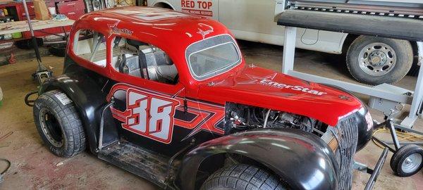 MAK'n Signs and Graphics