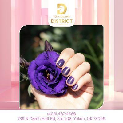 " Nail Art, Your Way
Choose from endless designs--floral, geometric, glitter, or something totally unique! Our custom nail art is crafte