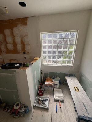 Lafamilia 4 Brothers