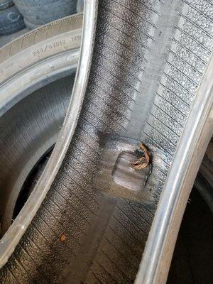 Will rip you off!! MUCHO cuidado al ir a este lugar