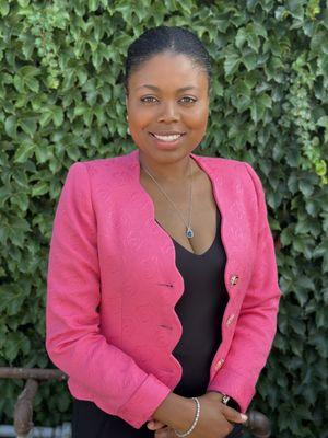 Founder of AAMack Accounting Services
I help businesses & nonprofits stay organized, stress less about money, and focus on growth