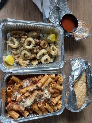 Pasta with meat sauce, Calamari Fritti, Garlic Breadgarlic