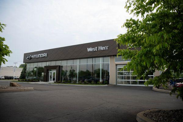 West Herr Hyundai