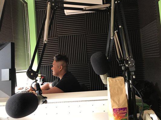 H Hawaii Media