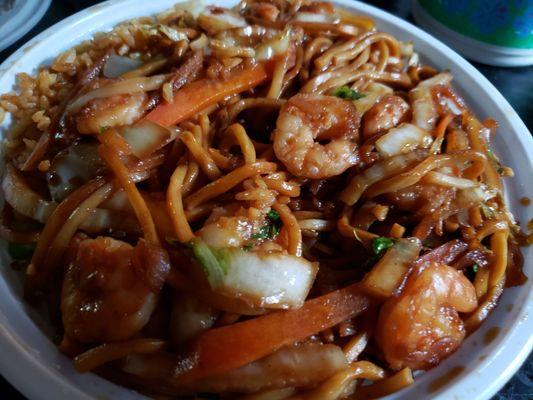 Shrimp Lo Mein Lunch Special