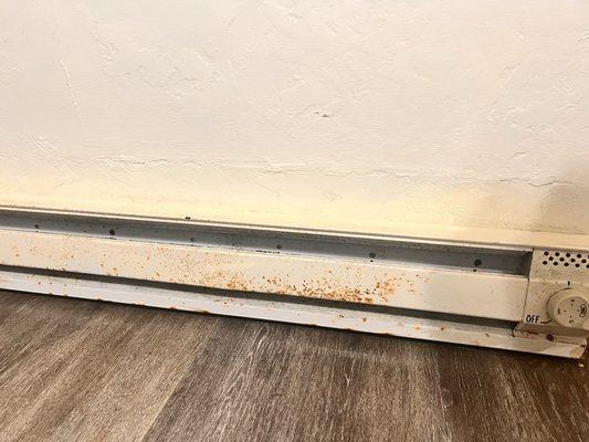 Rust over the wall heater