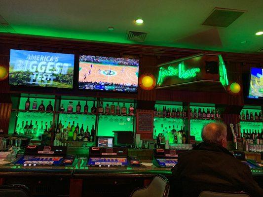 Jade Bar