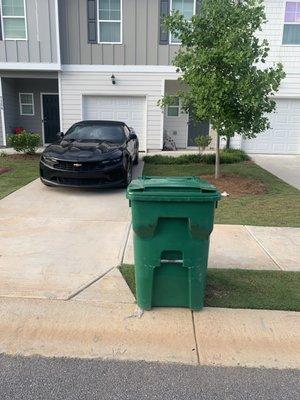 EllRay Trash Valet