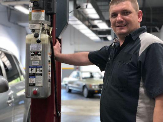 HR Automotive Service