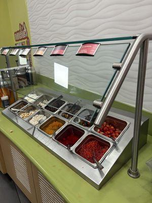 Menchie's Frozen Yogurt - Westminster Promenade