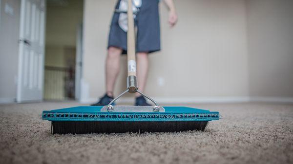 Agitation of your carpet, after a pre-spray has been applied is a very important step of the carpet cleaning process.