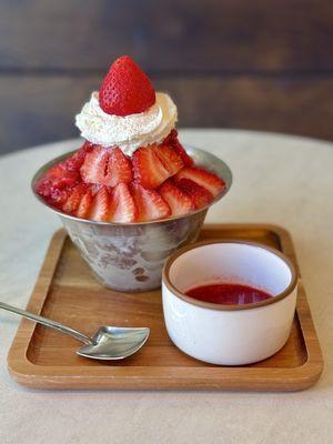 Dento Piano Cafe and Bar