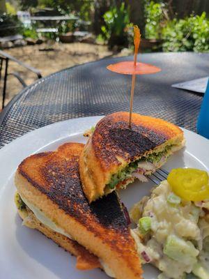 Gracie sandwich with home-made potato salad & tomato-end parasol! The extra touch was so nice!