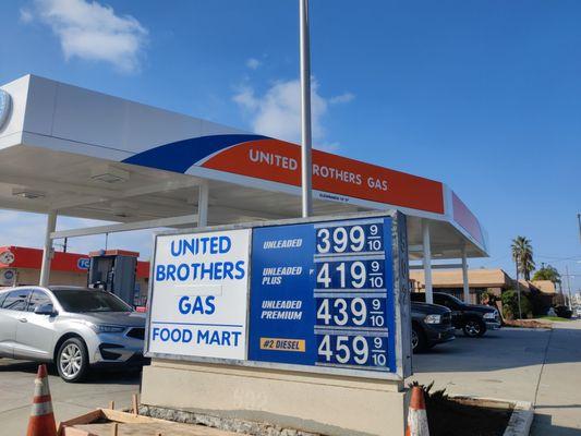 United Brother's Gas