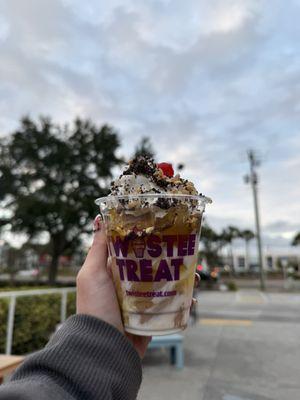 Choc/van sundae with butterscotch + oreos 3