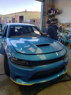 Charger new windshield replacement