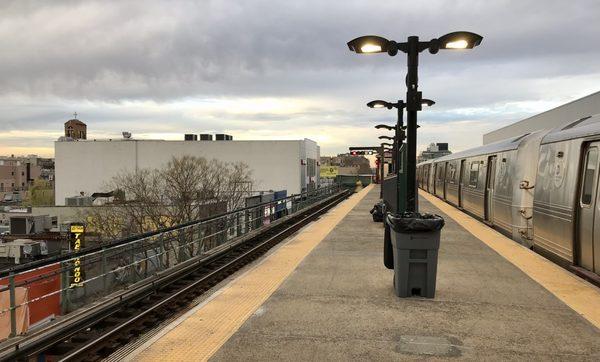 MTA - Ditmars Blvd