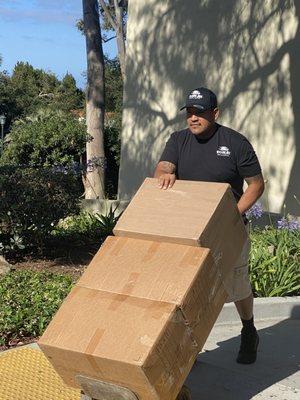 Roman Movers & Delivery