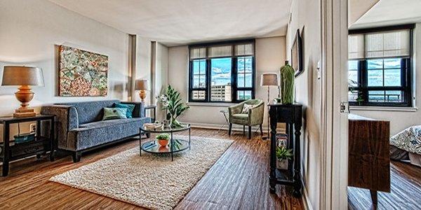 Open Floorplan & Expansive Downtown Silver Spring Views!