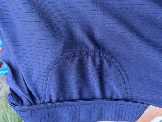 Nice crumpled area due to poor stitch job.