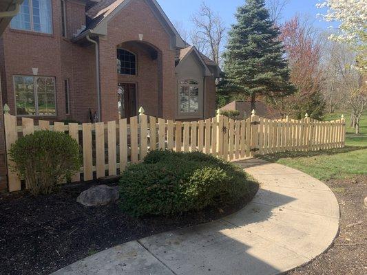 Concave 4 foot courtyard fence.