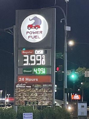 Cheapest Gas. Cash. Auburn.