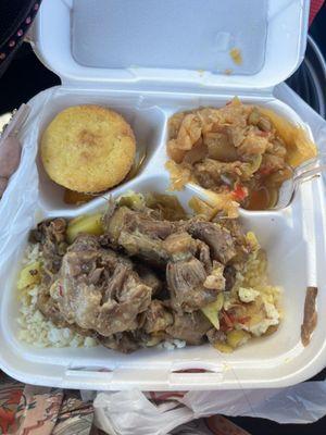 Oxtails with White Rice, Corn Bread, Cabbage
