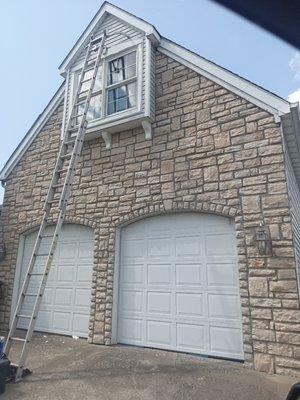 Mac and Sons Cleaning and Painting