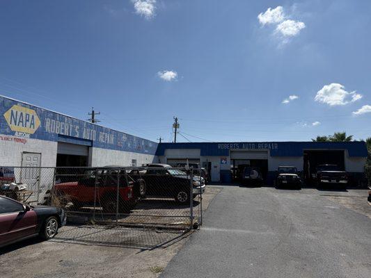 Robert's Auto Repair