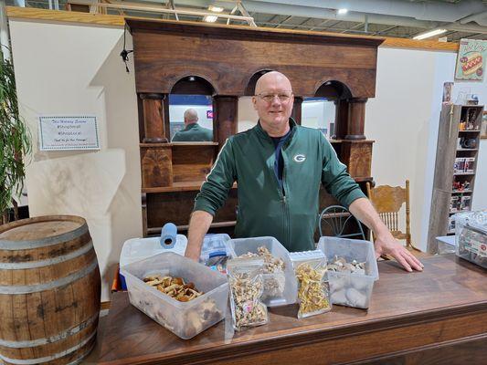 Midwest Market @2210