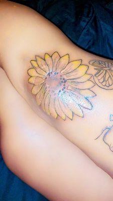 Maneville Tattoo & Piercings