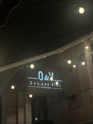 The Oak and Vine