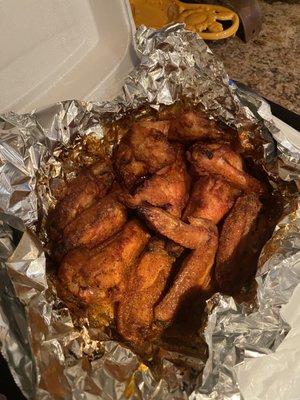 Hot garlic wings