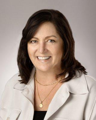 Lisa Bach, REALTOR, Silicon Valley Premier Properties