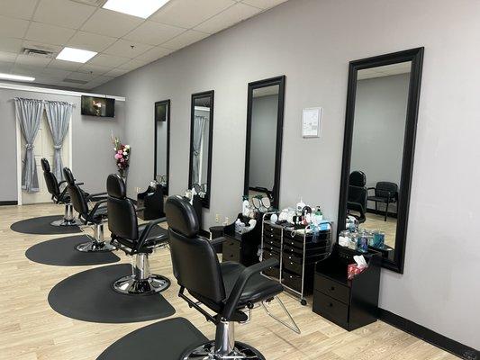 Hollywood Eyebrow Threading