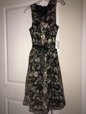 Accessorizing is key: Gold South Sea, 18" pearl necklace, Gold South Sea pearl earrings, gold shimmery, sheer, dress-length overlay jacket.