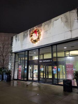 Golf Mill Shopping Center