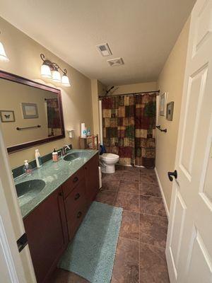 Gen’s Home & Auto Cleaning