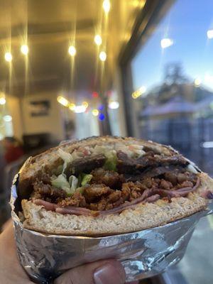 Los Primos Mexican Grill