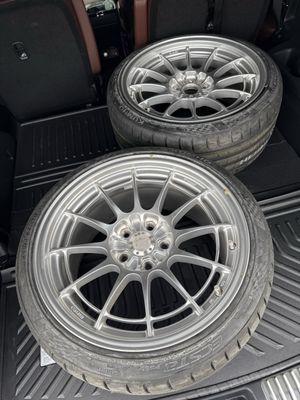 245/35r18