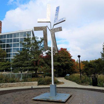 Four L's Excentric Var II