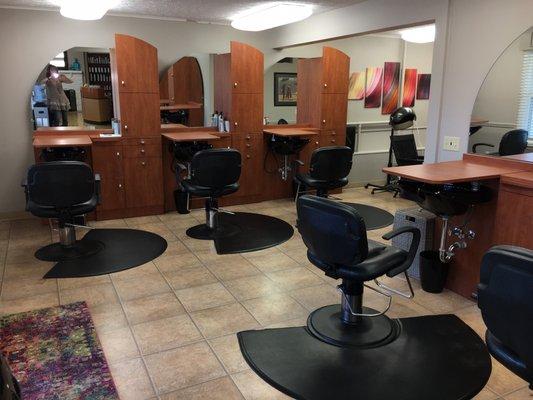 Harrod's Salon