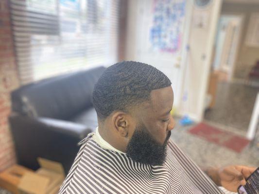 Cutting Station Barbershop