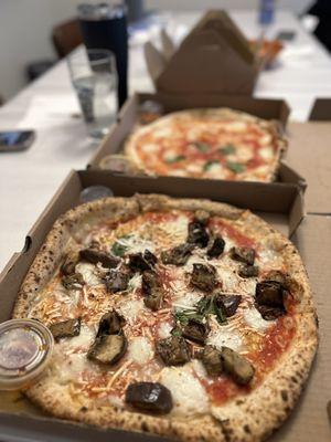 Il Casaro Pizzeria and Mozzarella Bar