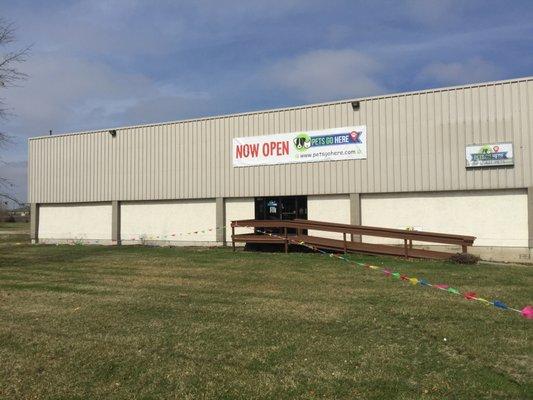 Pets Go Here is NOW OPEN!