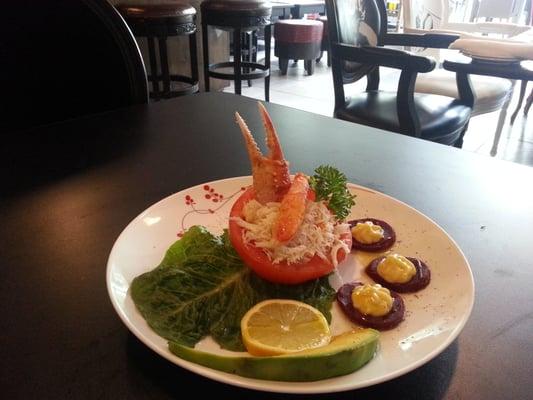 Crab salad w/ homemade mayonaise and fresh crab meat