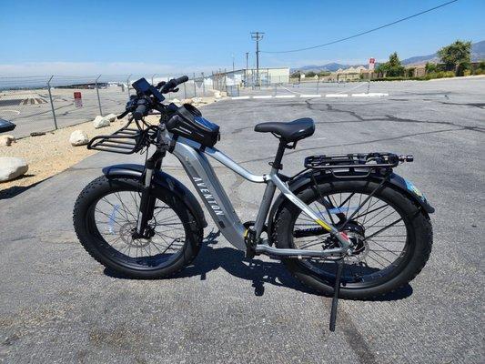 My new Aventon Aventure 2, Voyager II, at a local airport.