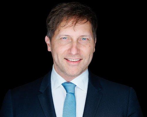 Rex Hamilton LASIK Eye Surgery in Beverly Hills